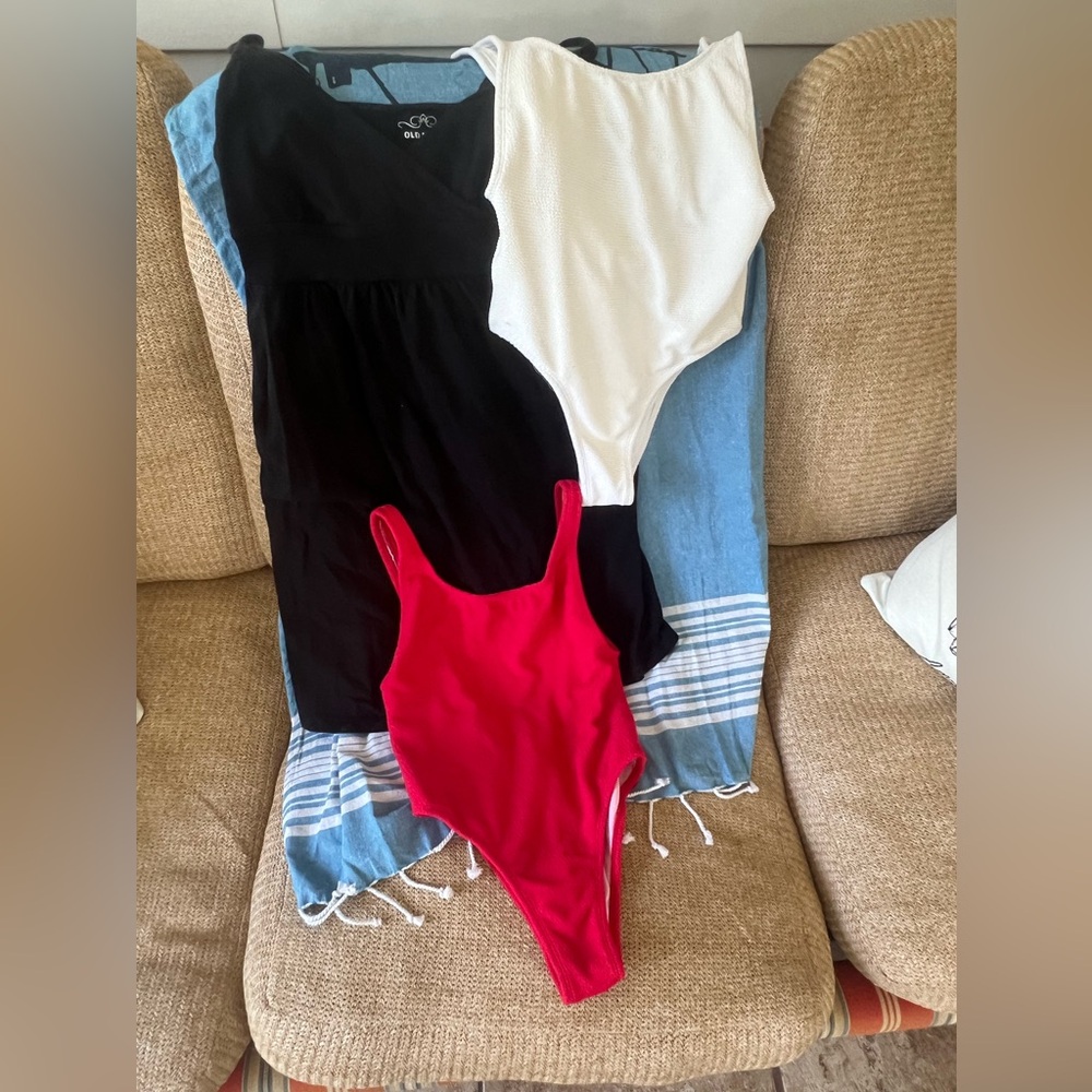 🏝️ Beach Dress and Swimsuits Set
